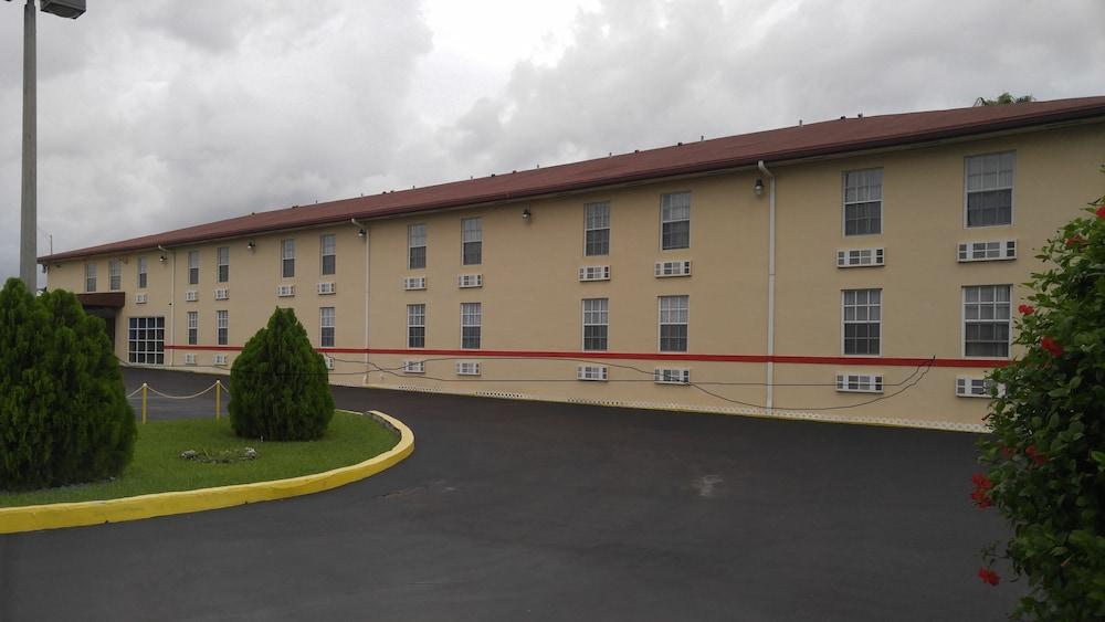 Belmont Inn & Suites Florida City Dış mekan fotoğraf